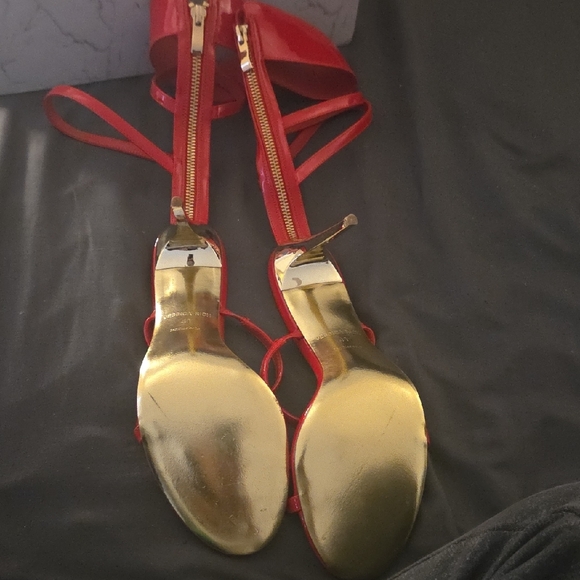 Jessica Rich Vibrant Red Strappy Heels - Picture 5 of 9